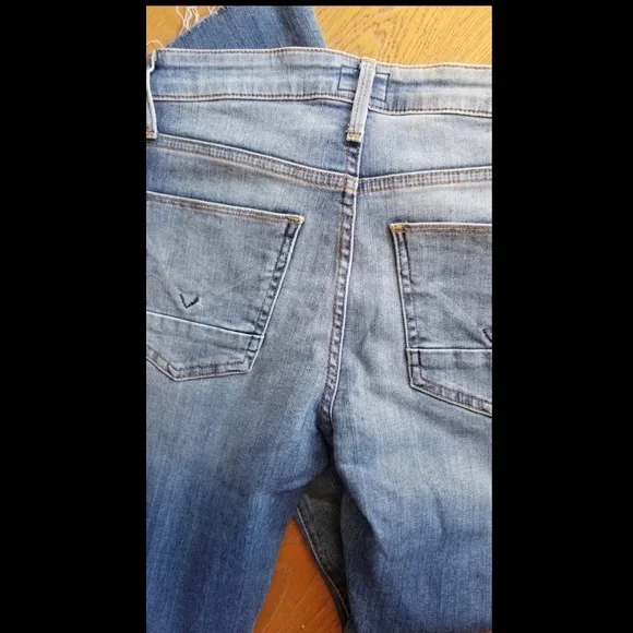 Hudson Crop Flare Jeans - Picture 5 of 7